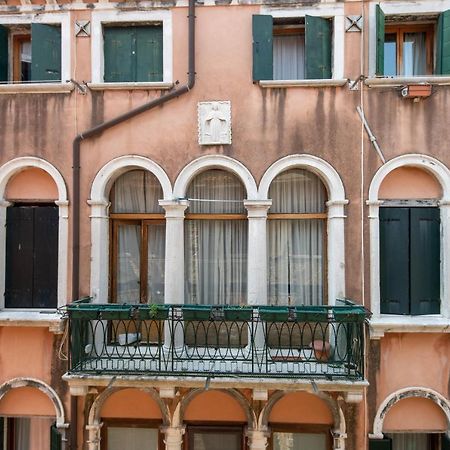 San Polo Canal View Apartments By Wonderful Italy Venezia Eksteriør bilde